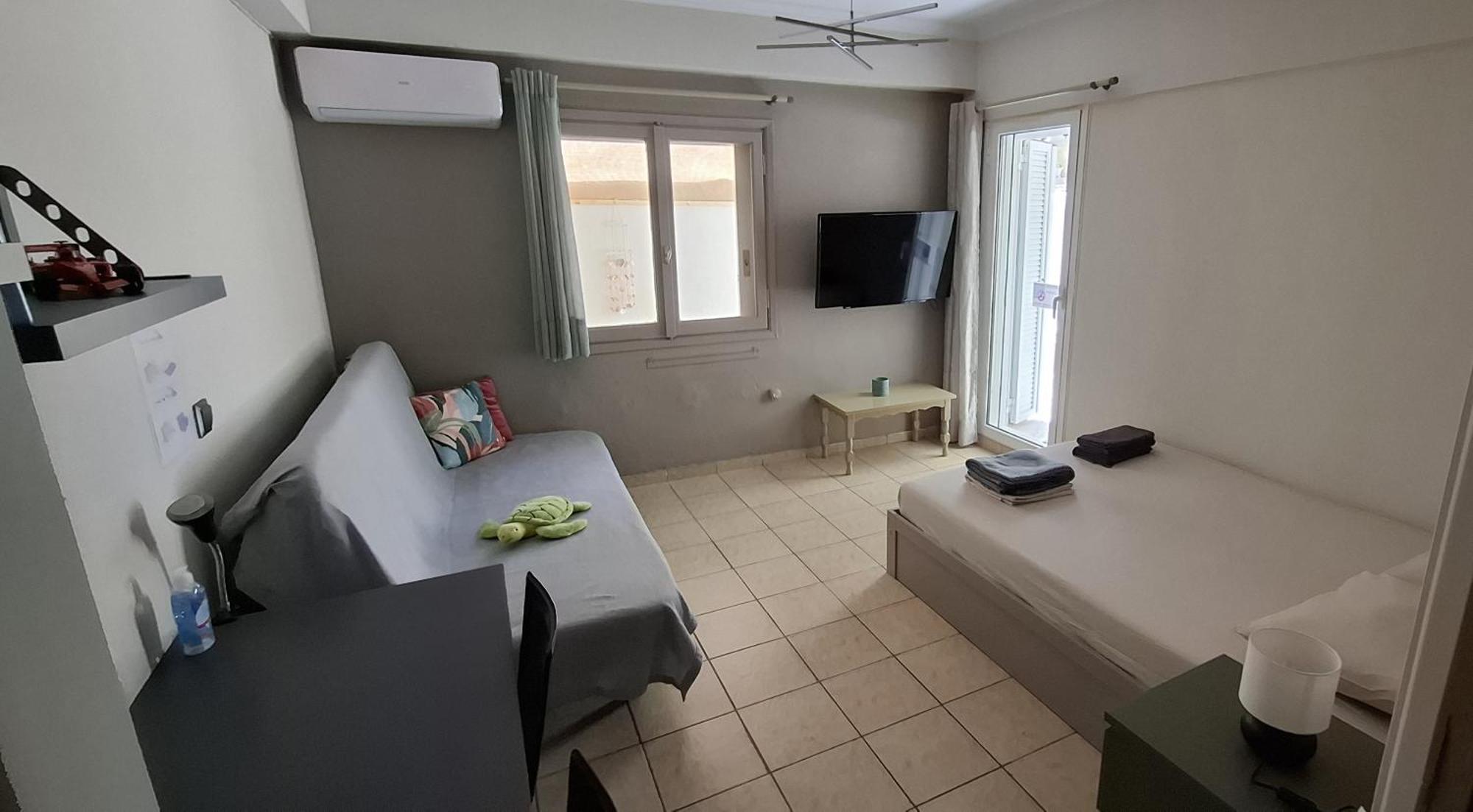 Honeybee4 - Cozy Studio Close To The Port, Airport & Athens Рафина Экстерьер фото